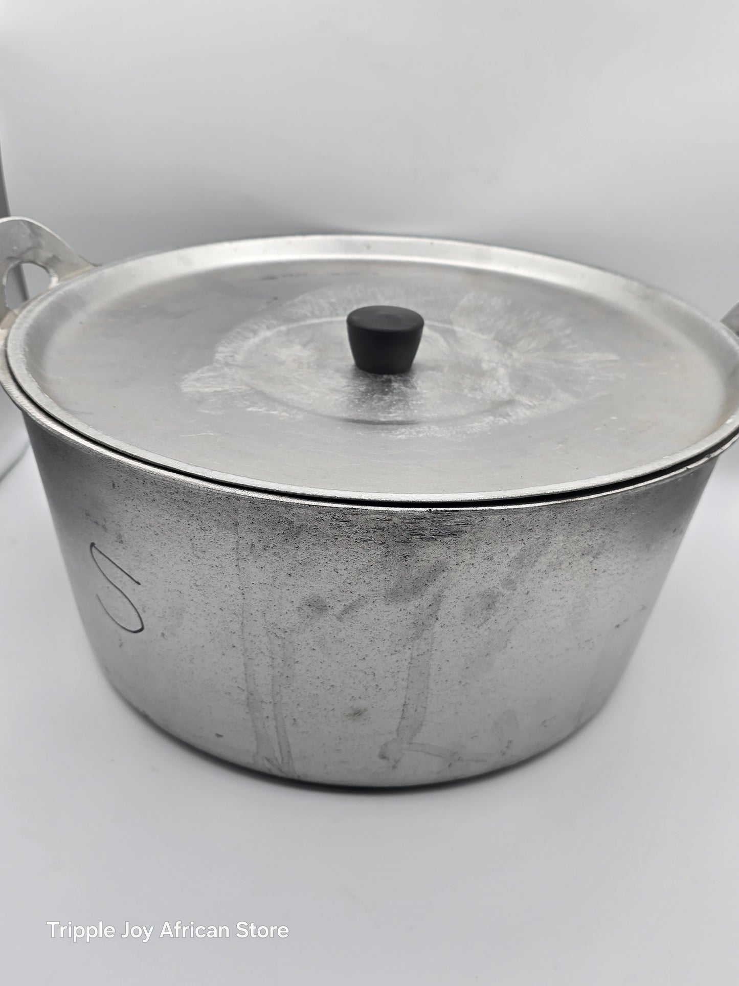 Durable Iron Pot